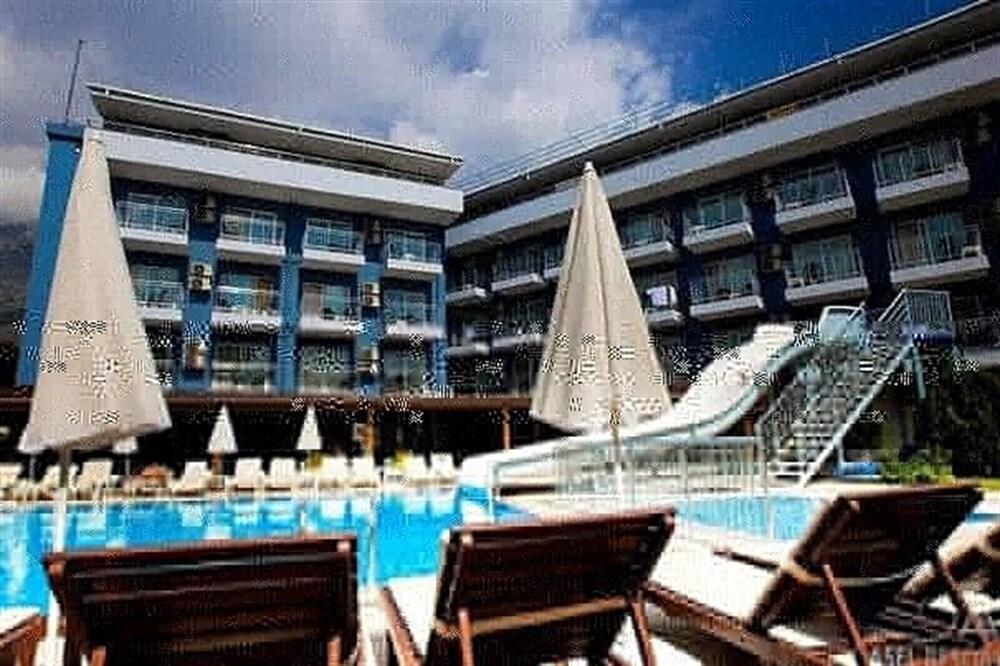 Monna Roza Beach Hotel เกเมร์ ภายนอก รูปภาพ